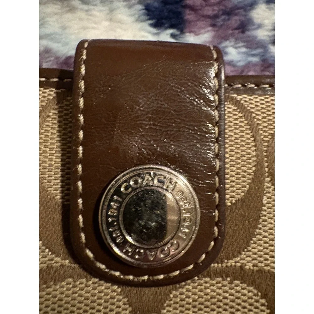 Coach Signature Monogram Bifold Wallet Brown Tan Canvas Leather Zip Accordion‎